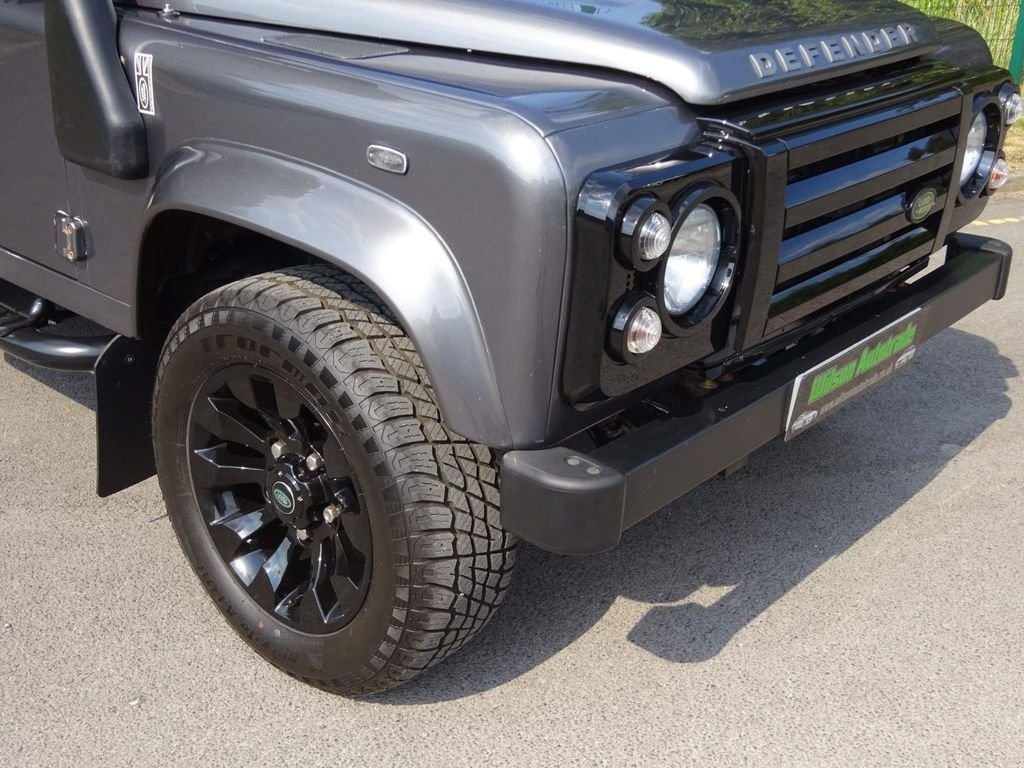 Used Land Rover Defender 2016 for sale - 76665811: Photo 9