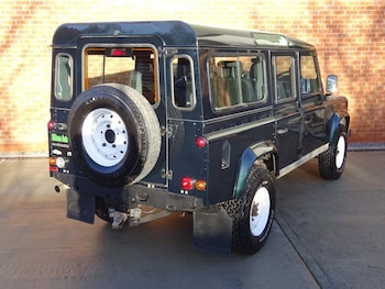 Used Land Rover Defender 2016 for sale - 75444555: Photo