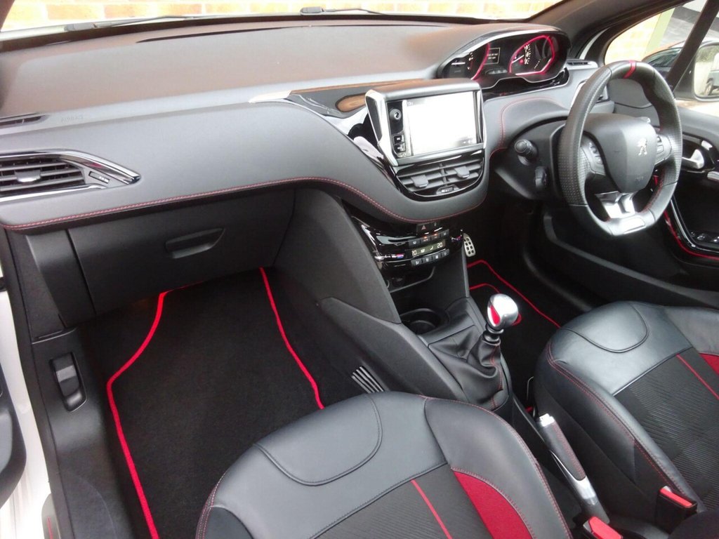 Used Peugeot 208 2017 for sale - 76539635: Photo 18