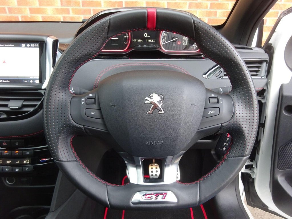 Used Peugeot 208 2017 for sale - 76539635: Photo 24