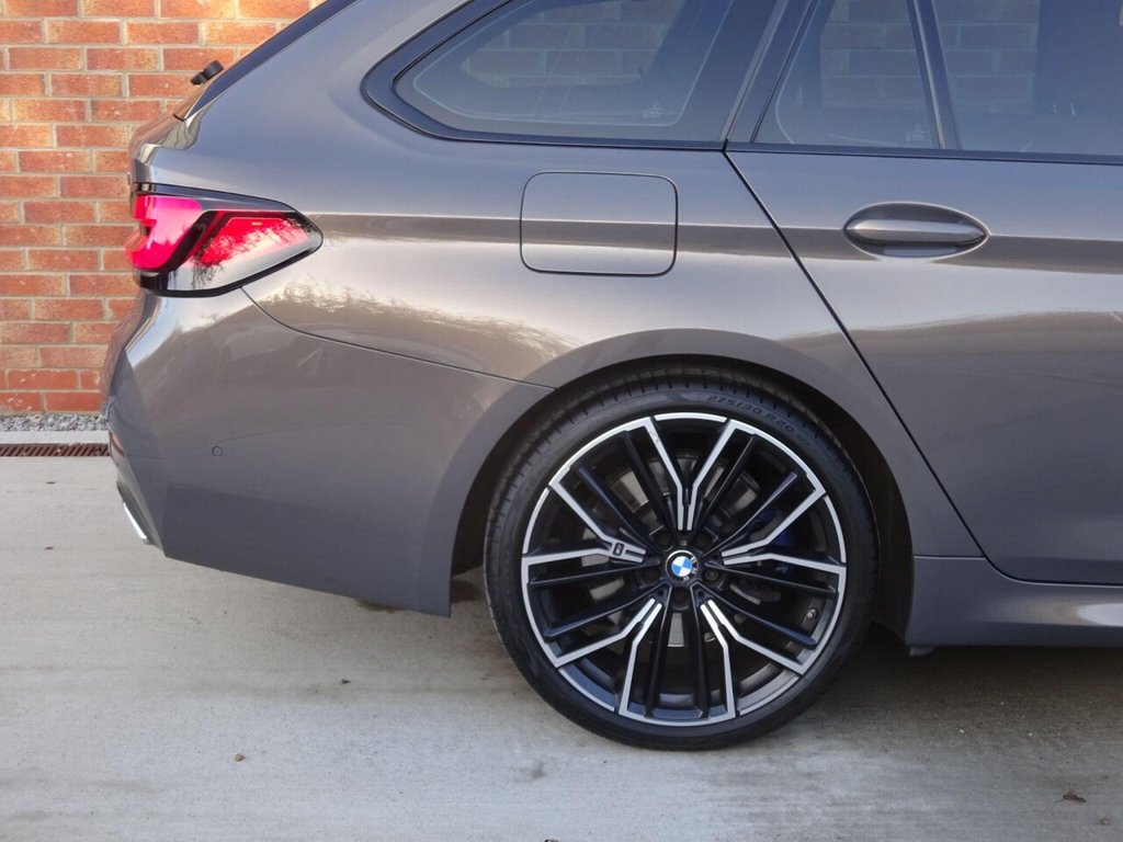 Used BMW 5 Series 2022 for sale - 76610281: Photo 12