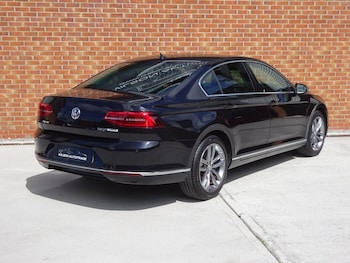 Used Volkswagen Passat 2017 for sale - 78811164: Photo