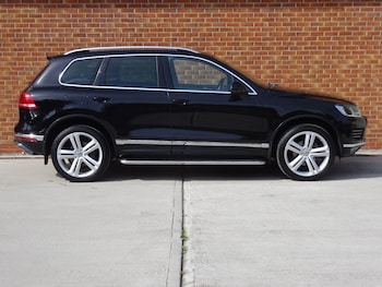 Used Volkswagen Touareg 2018 for sale - 78677823: Photo