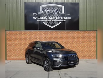 Used Volkswagen Touareg 2018 for sale - 76350576: Photo