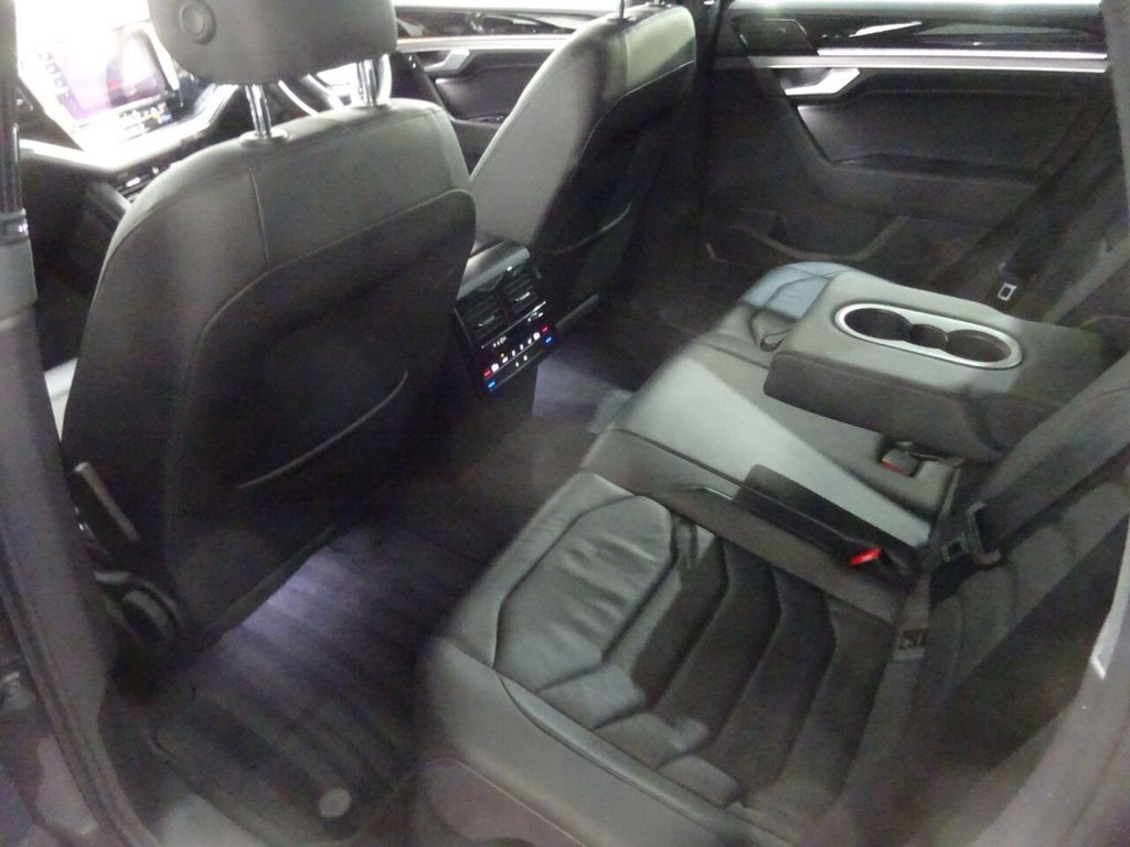 Used Volkswagen Touareg 2018 for sale - 76350576: Photo 20