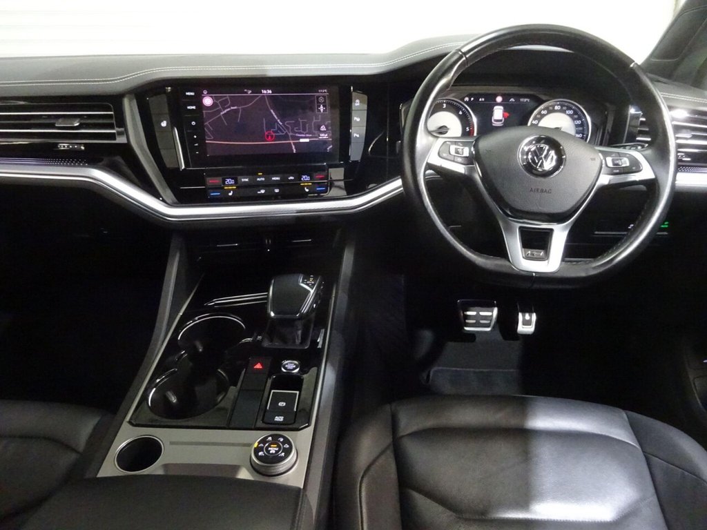 Used Volkswagen Touareg 2018 for sale - 76350576: Photo 22