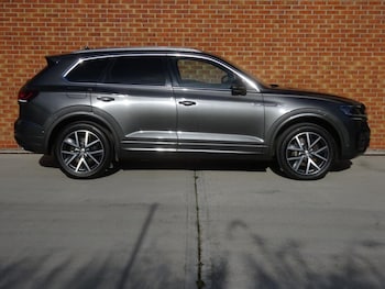 Used Volkswagen Touareg 2018 for sale - 76350576: Photo