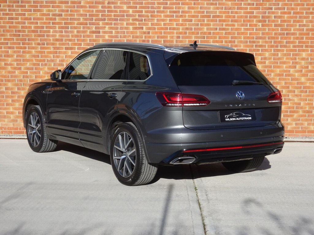 Used Volkswagen Touareg 2018 for sale - 76350576: Photo 6