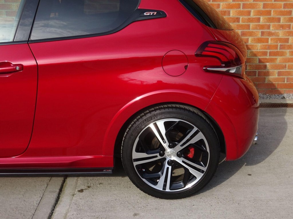 Used Peugeot 208 2017 for sale - 77795038: Photo 13