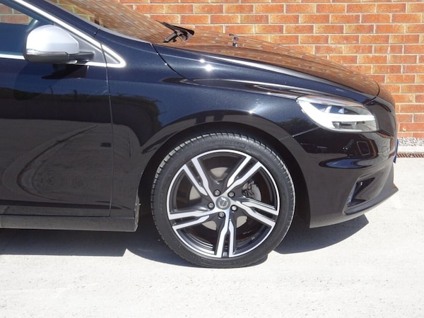 Used Volvo V40 2018 for sale - 75444568: Photo 10