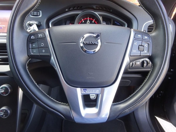 Used Volvo V40 2018 for sale - 75444568: Photo 24