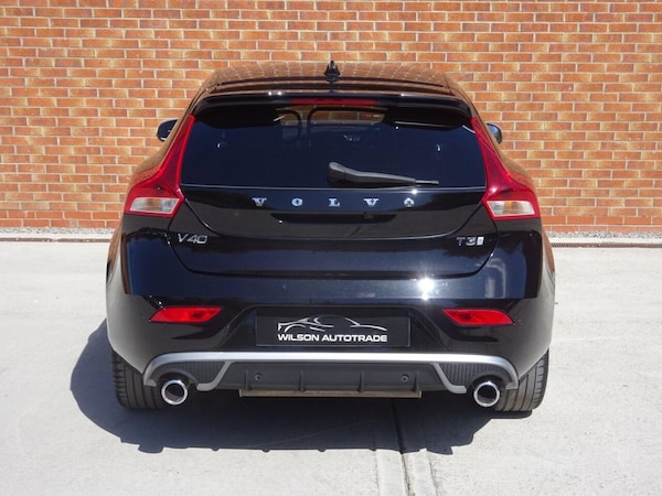 Used Volvo V40 2018 for sale - 75444568: Photo 5