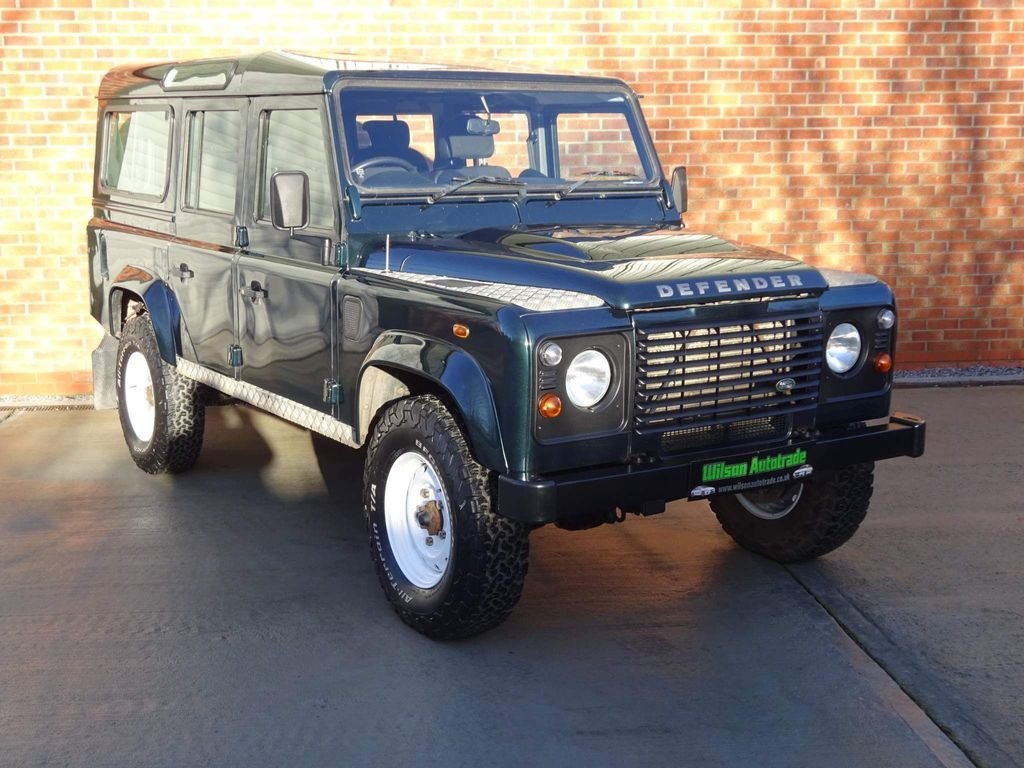 Used Land Rover Defender 2016 for sale - 76202839: Photo 1