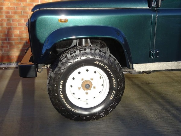 Used Land Rover Defender 2016 for sale - 76202839: Photo 16