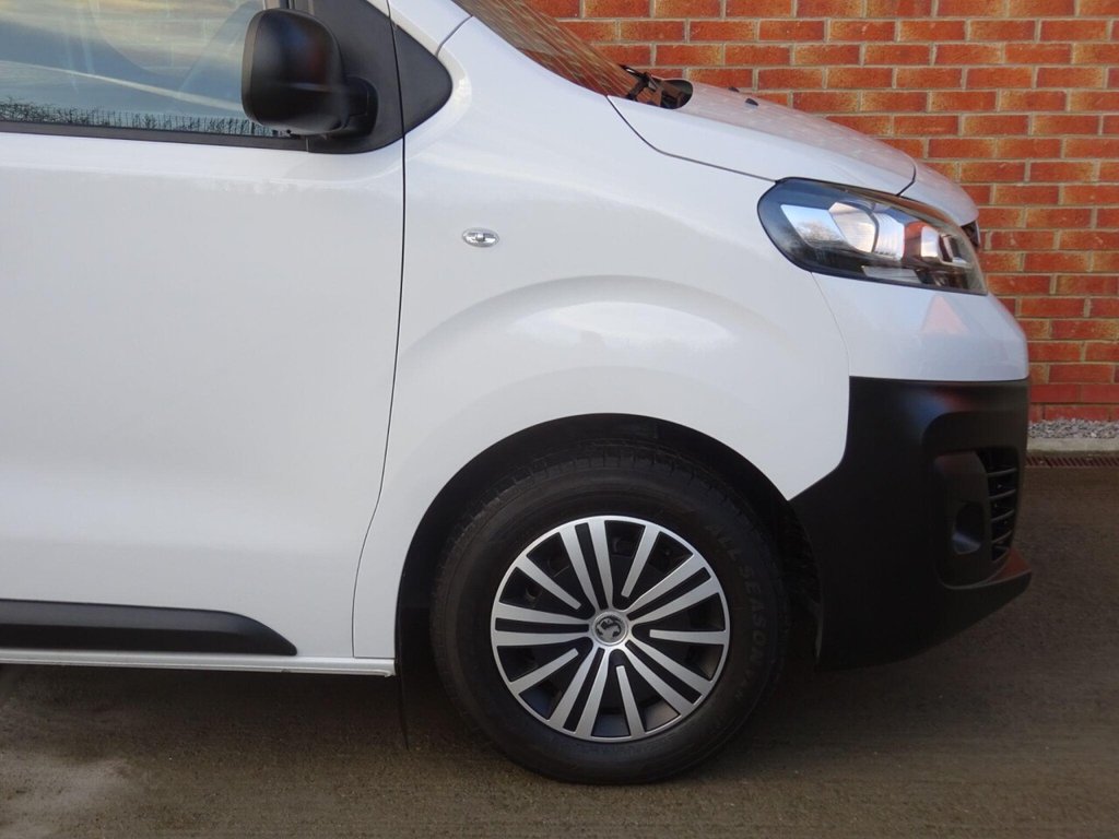 Used Vauxhall Vivaro 2022 for sale - 77164116: Photo 10