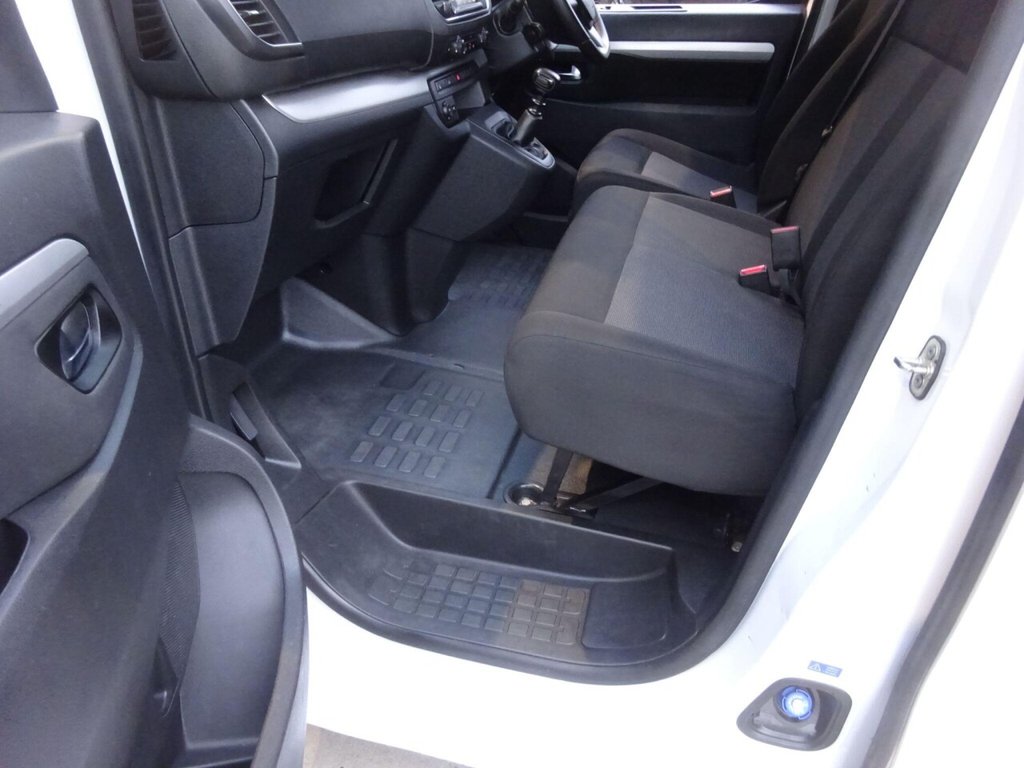 Used Vauxhall Vivaro 2022 for sale - 77164116: Photo 18