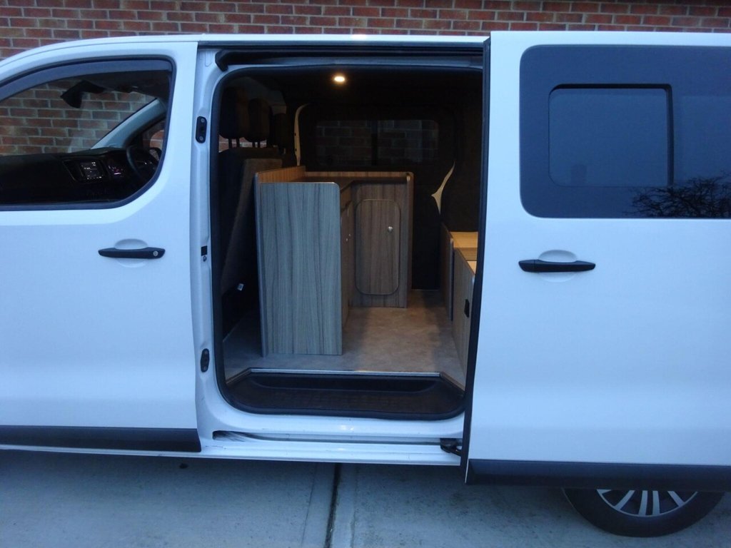 Used Vauxhall Vivaro 2022 for sale - 77164116: Photo 32