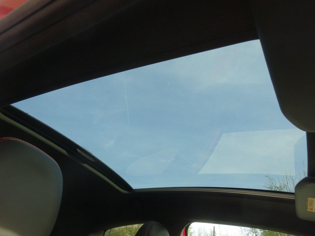 Used Peugeot 208 2018 for sale - 78158436: Photo 14