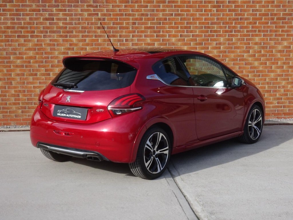 Used Peugeot 208 2018 for sale - 78158436: Photo 4