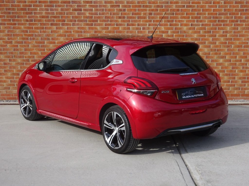Used Peugeot 208 2018 for sale - 78158436: Photo 6