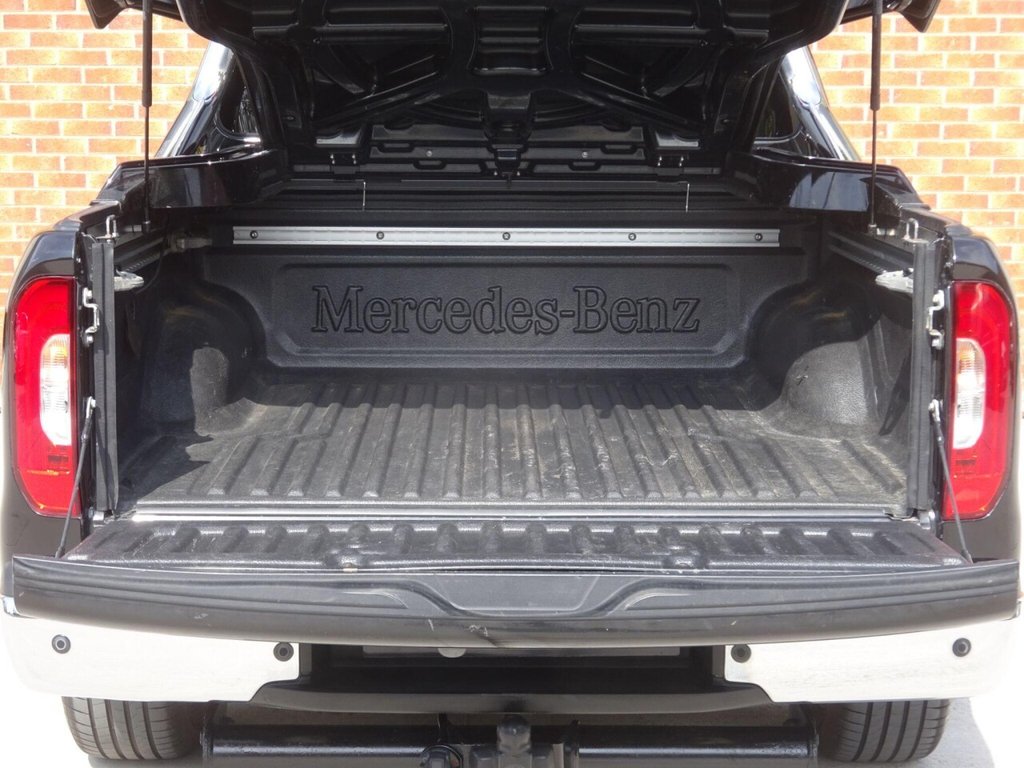 Vehicle 33