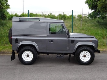 Used Land Rover Defender 2016 for sale - 75444560: Photo