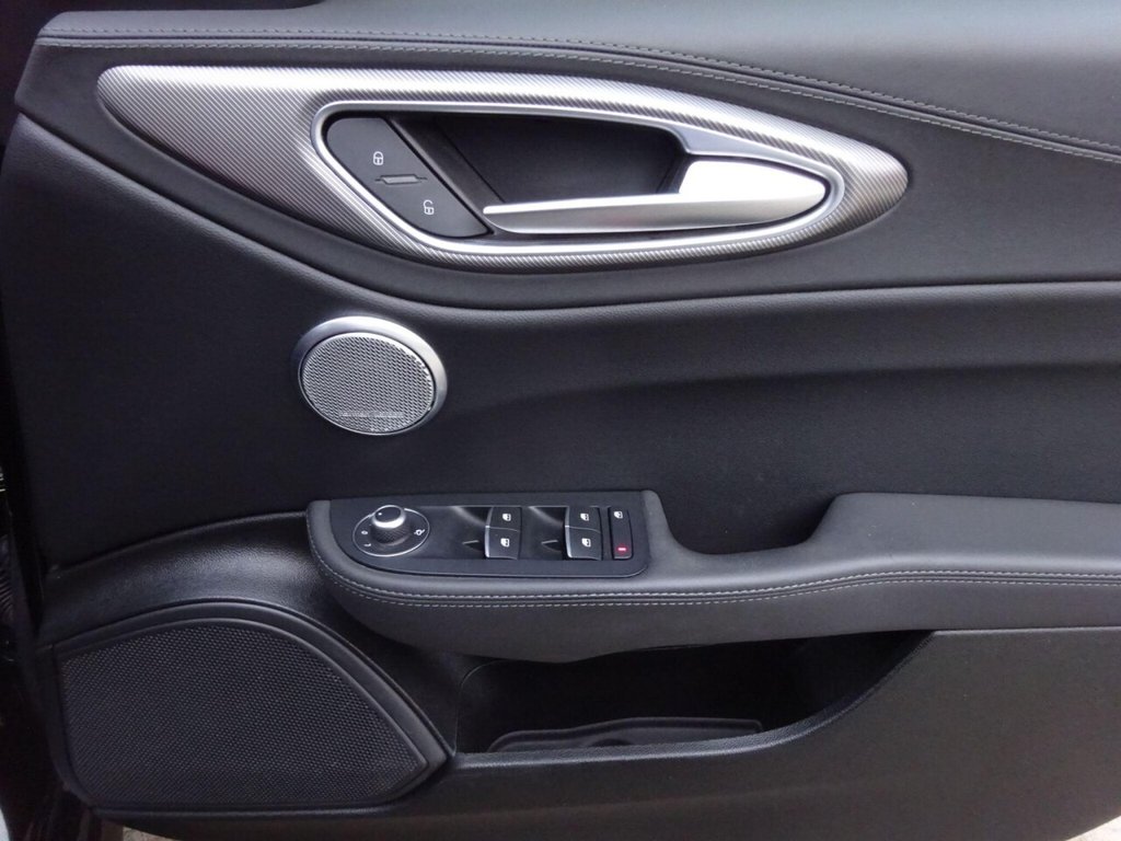 Used Alfa Romeo Giulia 2023 for sale - 77372887: Photo 36