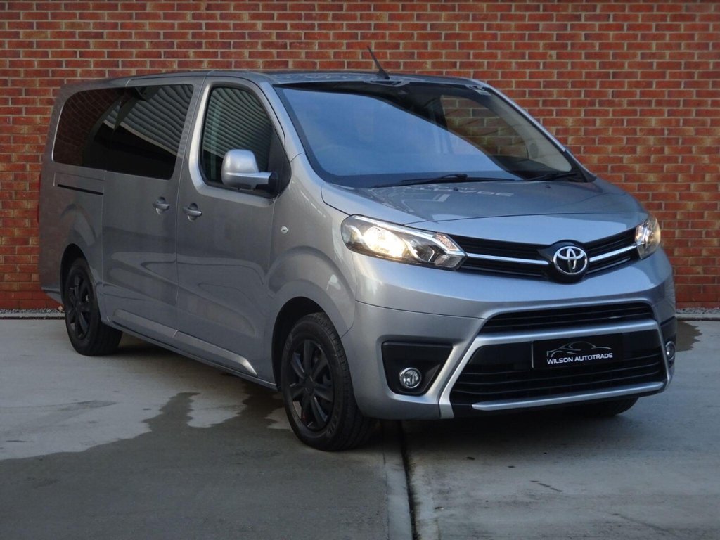 Used Toyota PROACE CITY Verso 2020 for sale - 76934625: Photo 2