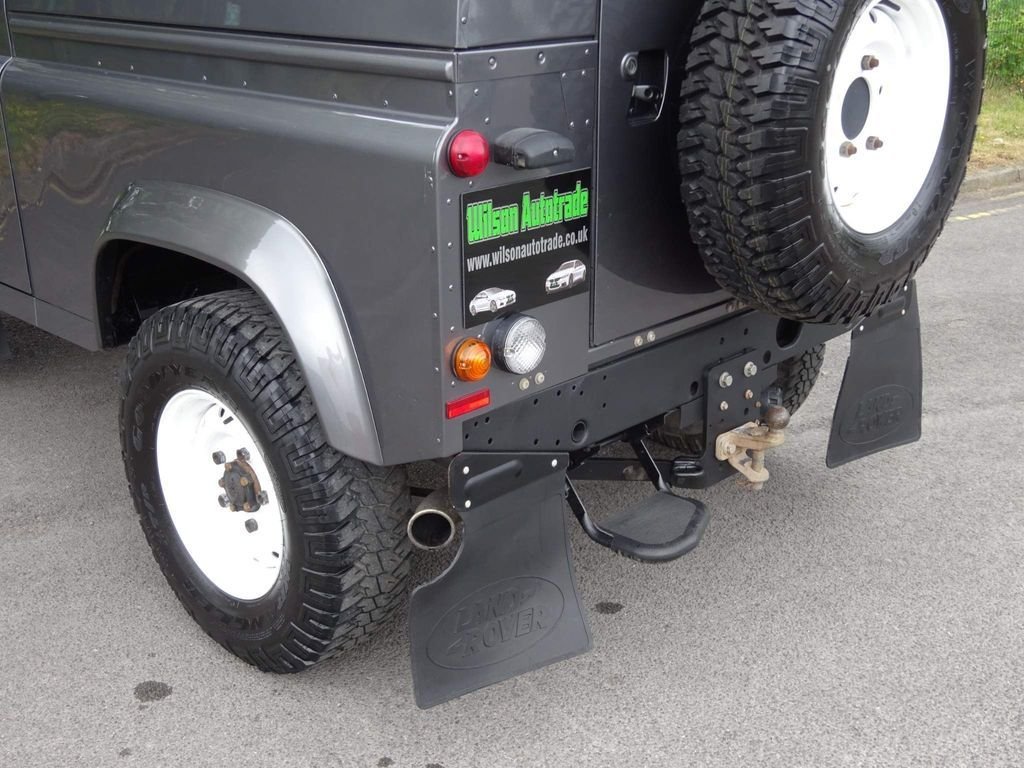 Used Land Rover Defender 2016 for sale - 76202841: Photo 11