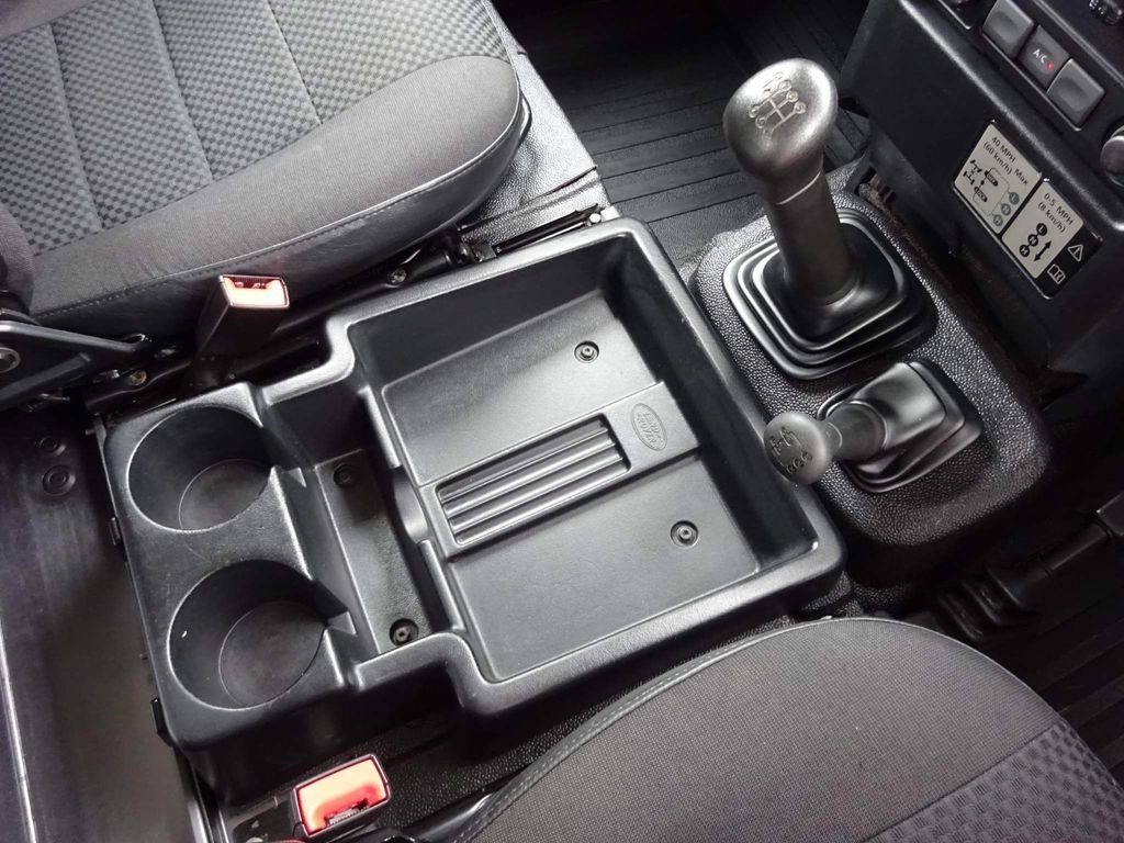 Used Land Rover Defender 2016 for sale - 76202841: Photo 25