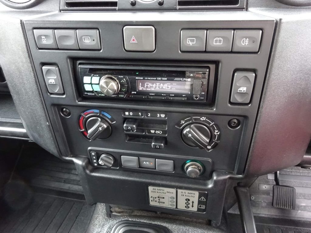 Used Land Rover Defender 2016 for sale - 76202841: Photo 27