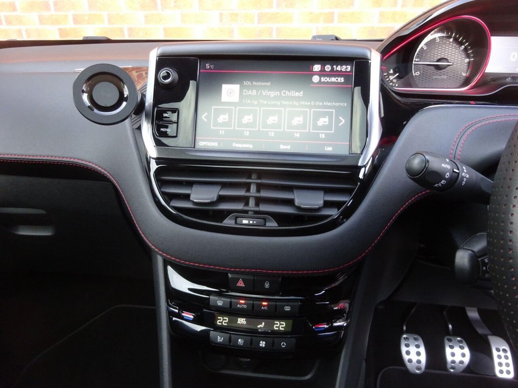 Used Peugeot 208 2017 for sale - 77263322: Photo 22