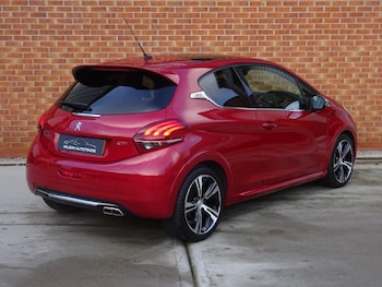 Used Peugeot 208 2017 for sale - 77263322: Photo