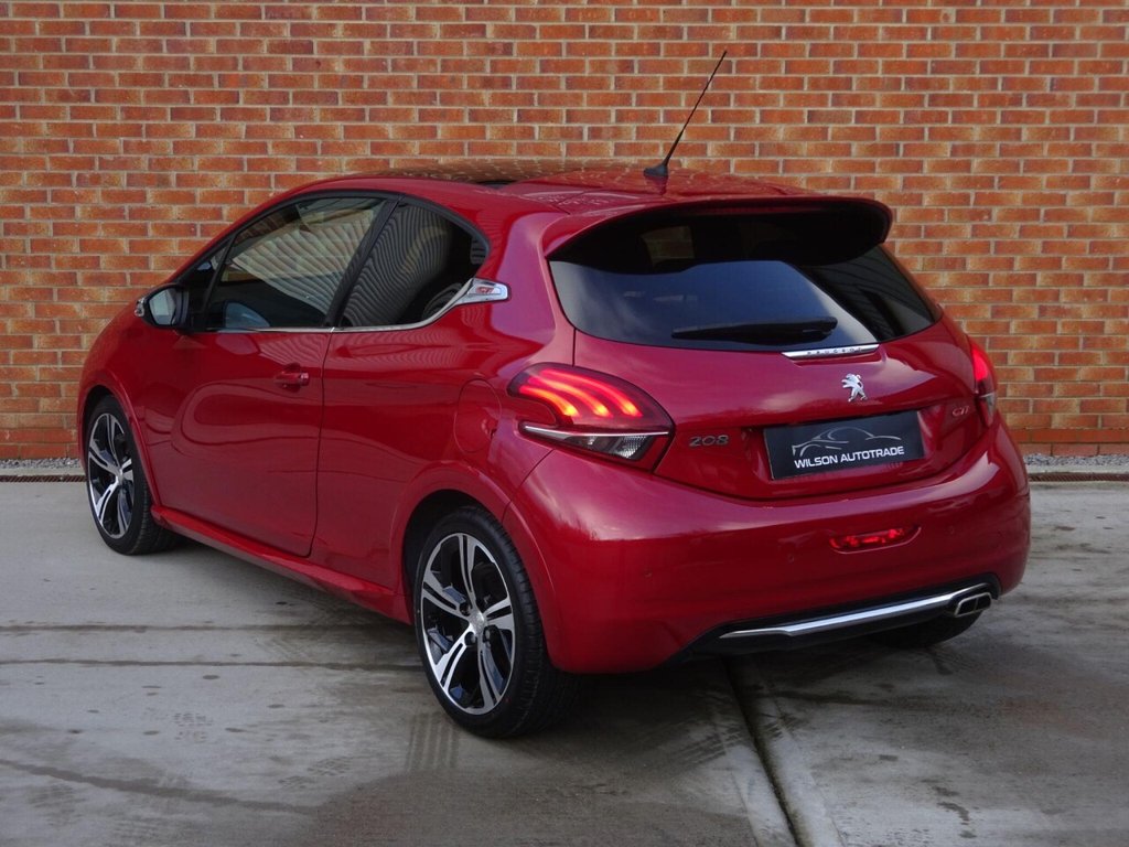 Used Peugeot 208 2017 for sale - 77263322: Photo 6