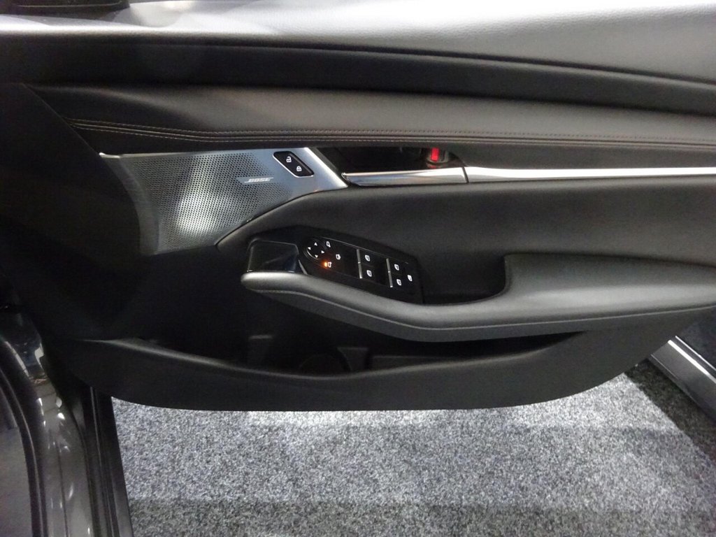 Used Mazda Mazda3 2019 for sale - 76595973: Photo 33