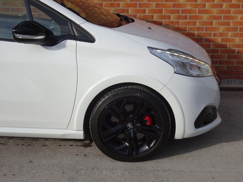 Used Peugeot 208 2018 for sale - 77850129: Photo 10