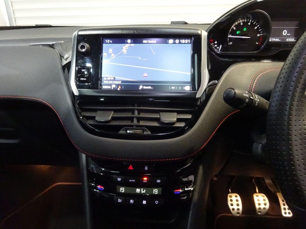 Used Peugeot 208 2018 for sale - 77850129: Photo 22