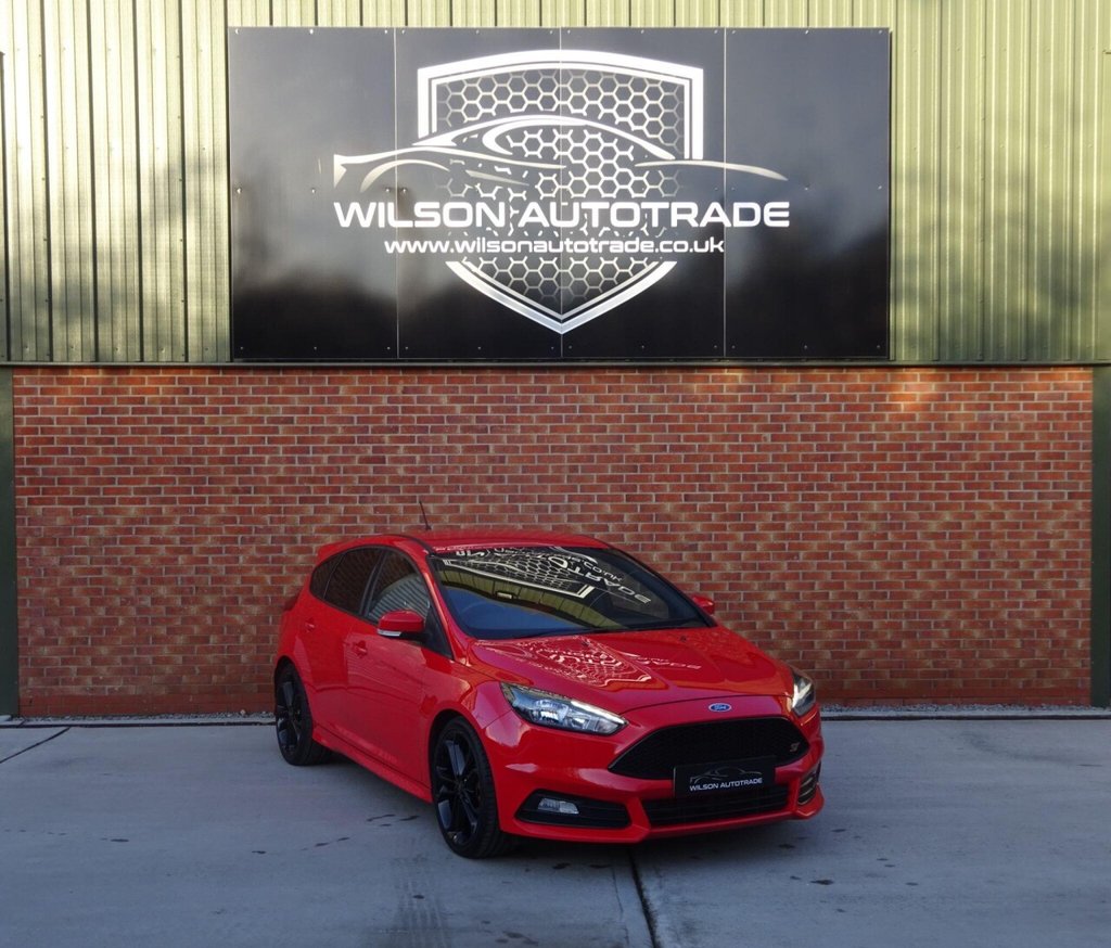 Used Ford Focus 2017 for sale - 76868109: Photo 1