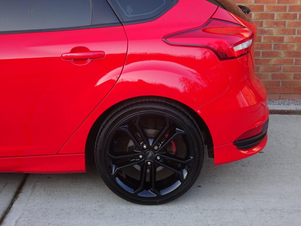 Used Ford Focus 2017 for sale - 76868109: Photo 13