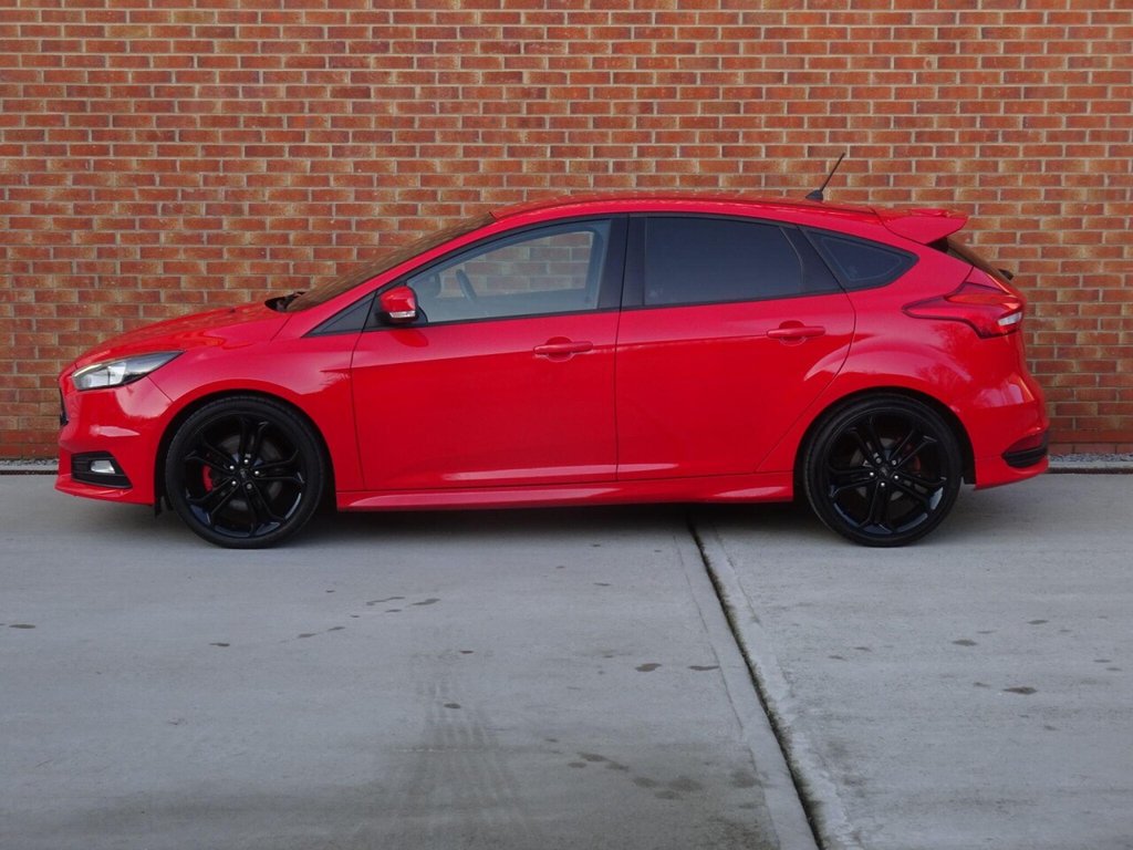 Used Ford Focus 2017 for sale - 76868109: Photo 7