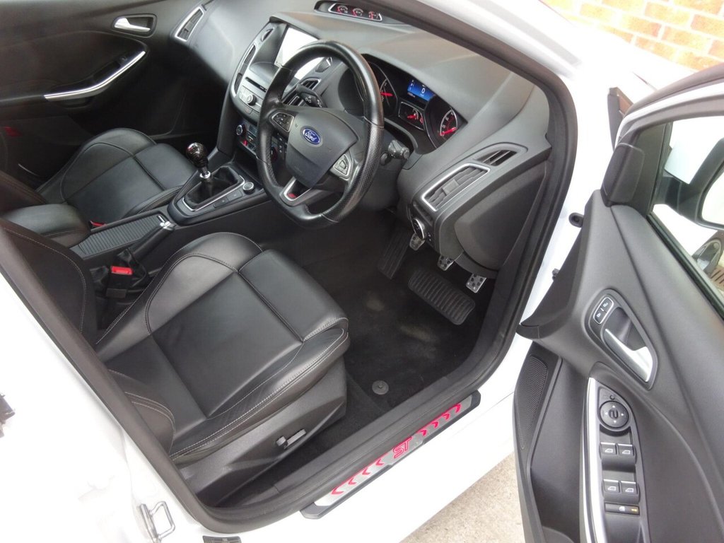 Used Ford Focus 2018 for sale - 77667603: Photo 15