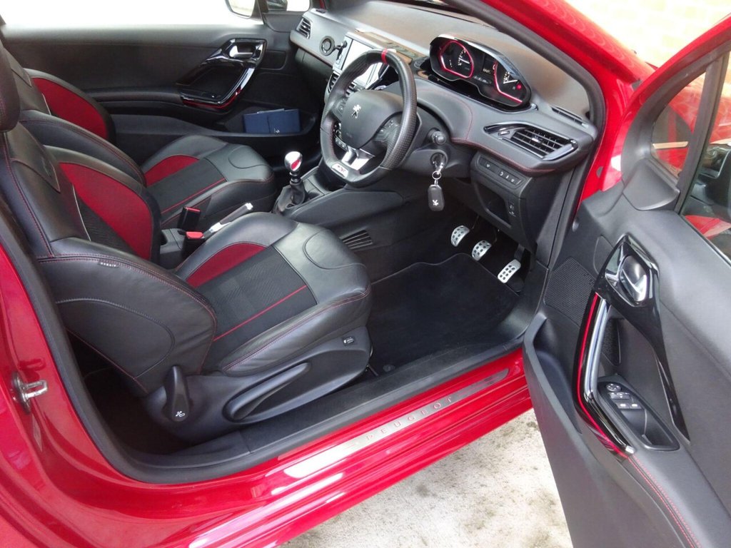 Used Peugeot 208 2017 for sale - 77218568: Photo 15