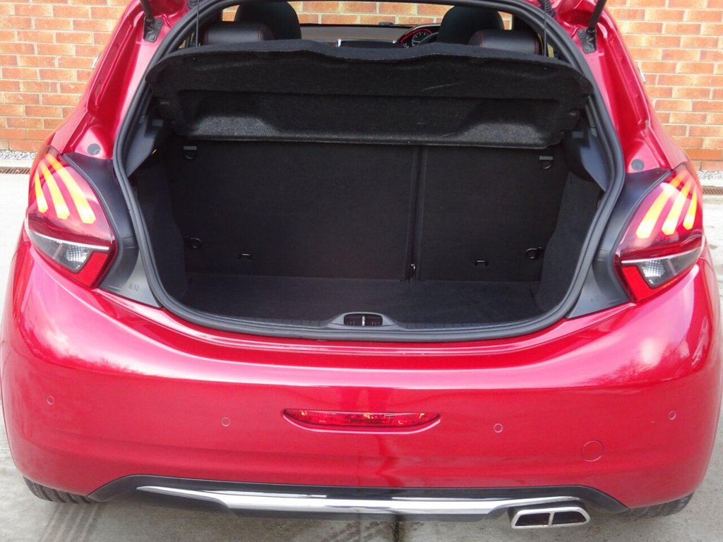 Used Peugeot 208 2017 for sale - 77218568: Photo 30