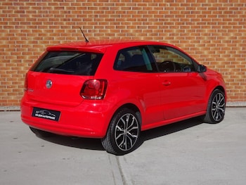 Used Volkswagen Polo 2014 for sale - 78672088: Photo