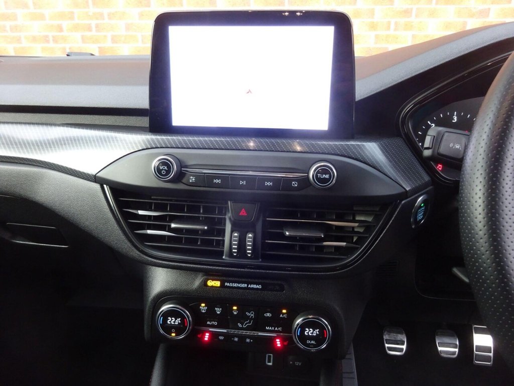 Used Ford Focus 2020 for sale - 76665632: Photo 24