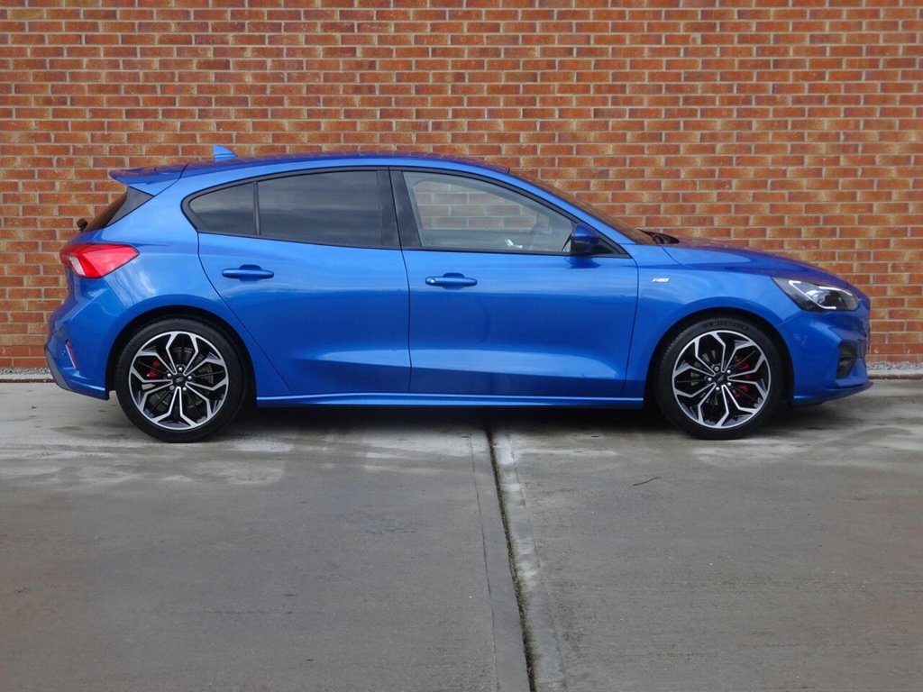 Used Ford Focus 2020 for sale - 76665632: Photo 3