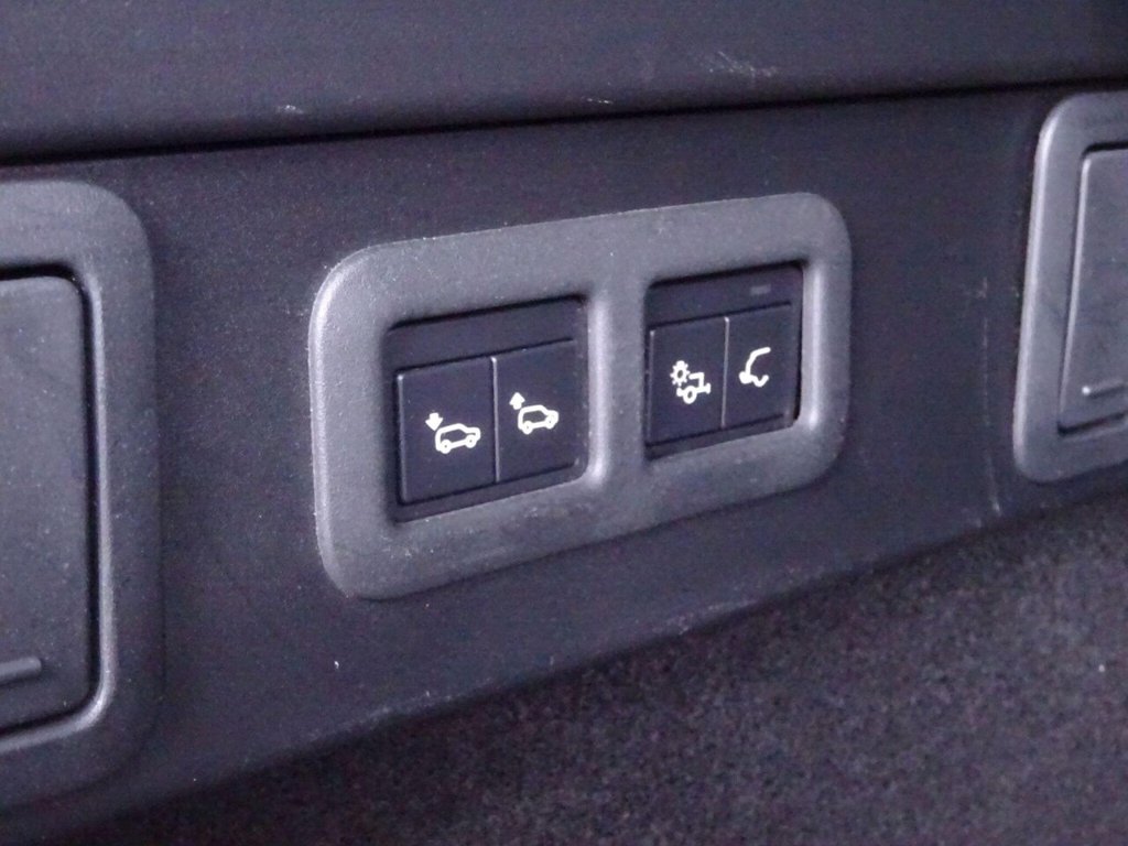 Used Land Rover Range Rover Velar 2019 for sale - 77053577: Photo 38