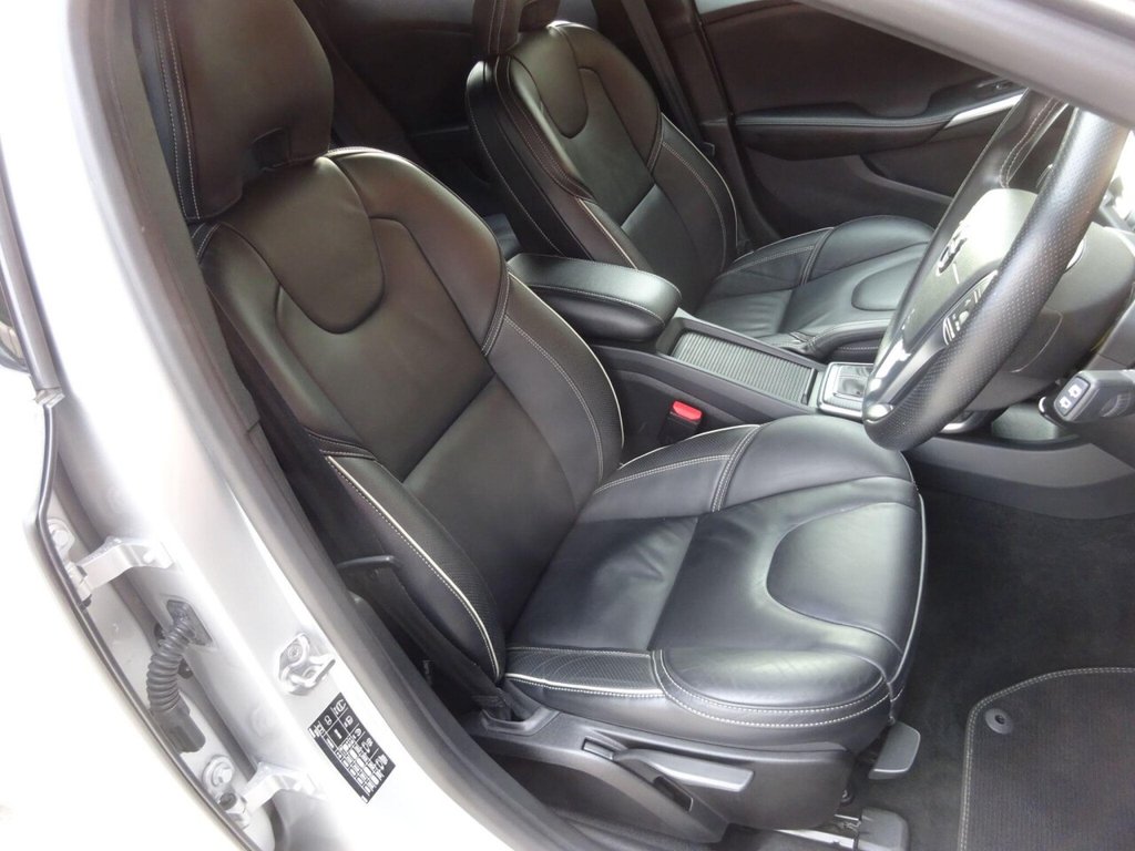 Used Volvo V40 2018 for sale - 75998882: Photo 15