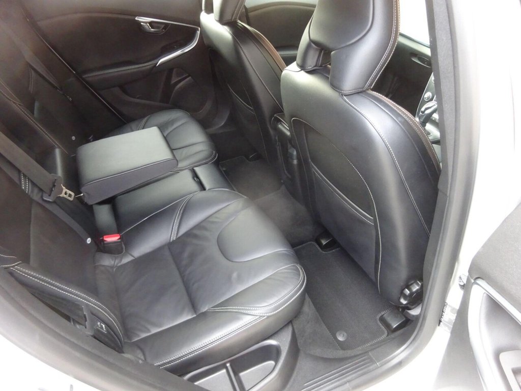 Used Volvo V40 2018 for sale - 75998882: Photo 16