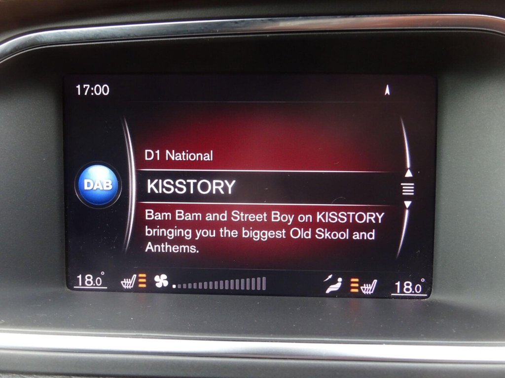 Used Volvo V40 2018 for sale - 75998882: Photo 27